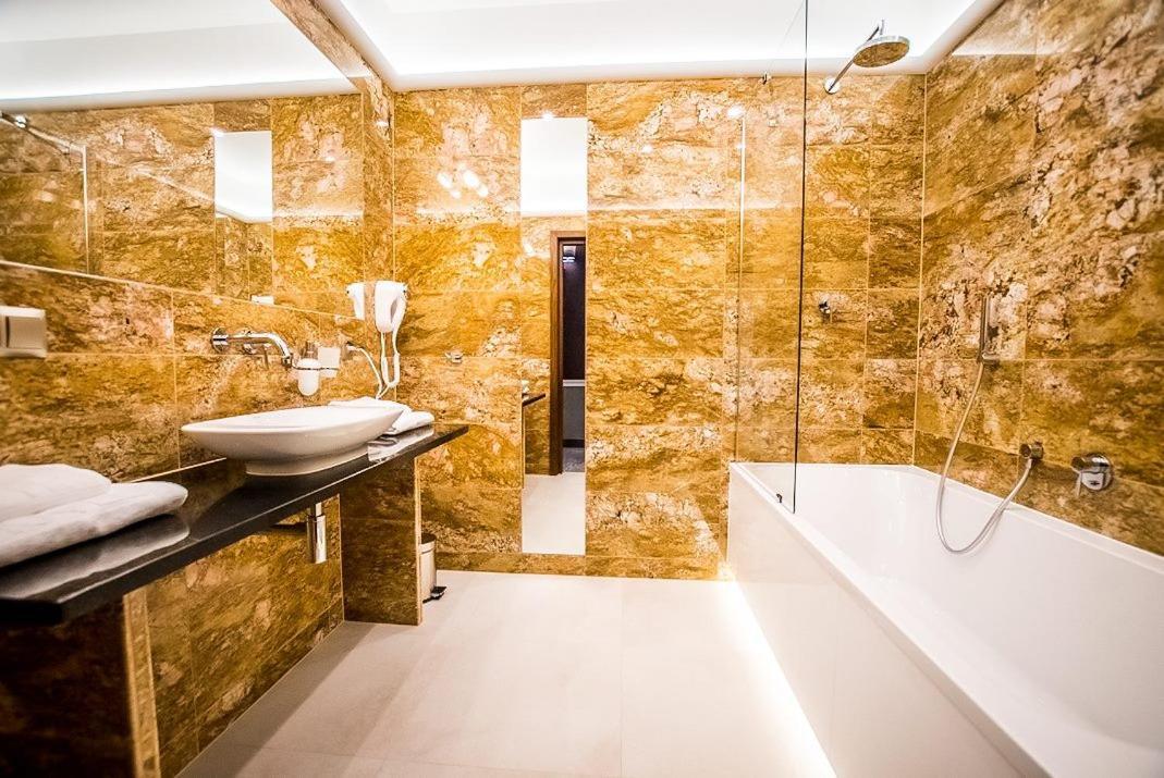 Hotel Palac Poledno Værelse billede