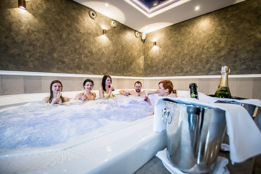 Hotel Palac Poledno Eksteriør billede